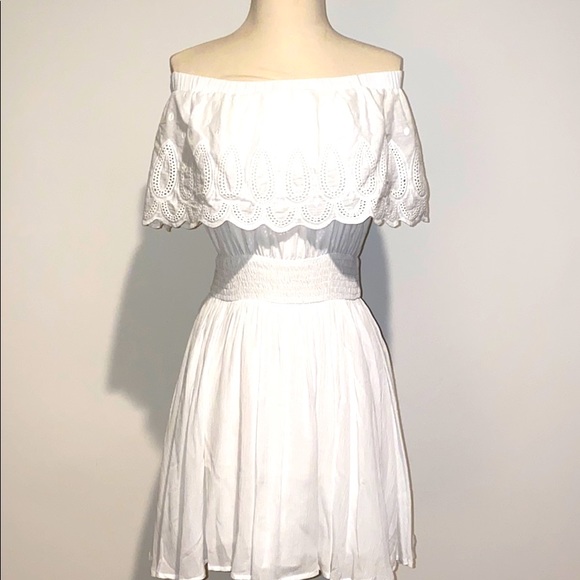 Dresses & Skirts - Off the shoulder dress white NWT